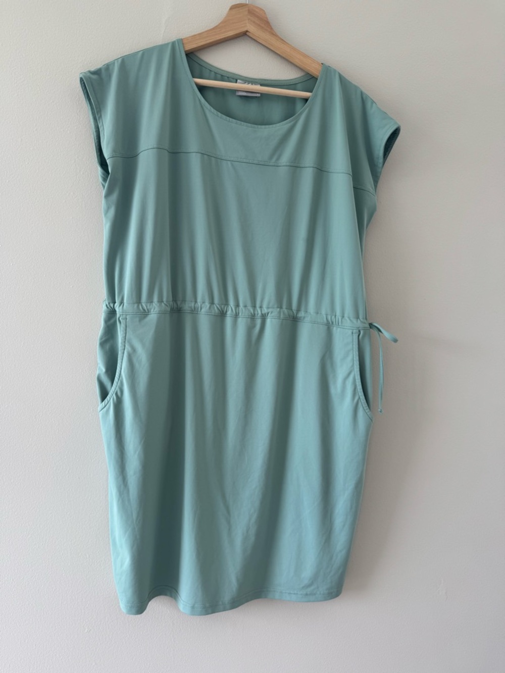 Columbia Women's Sleeveless Dress Active Large Blue Green Lightweight Pockets